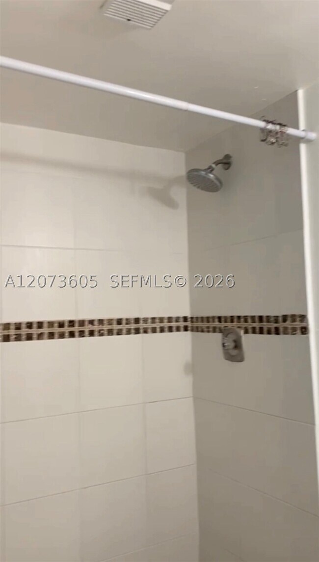 Foto del edificio - 2915 SW 22nd Ave