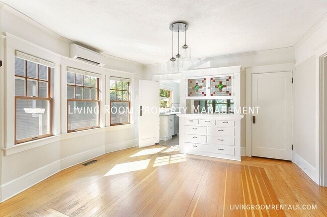 Foto del edificio - 5119 NE 27th Ave