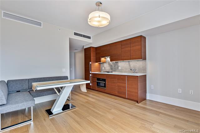 Building Photo - 1108 Auahi St