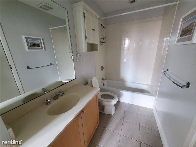 Foto del edificio - 490 Harrison Ave