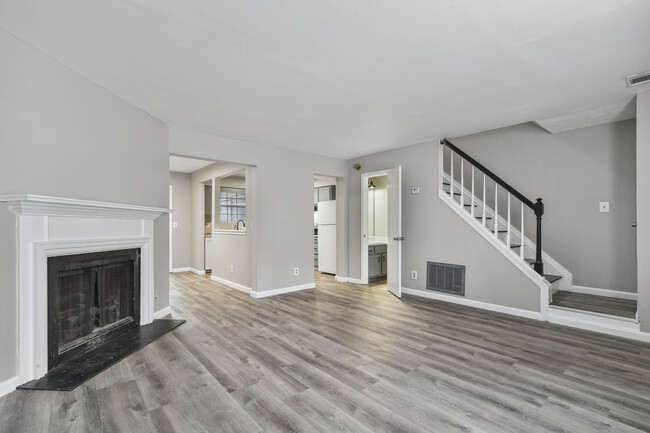 Building Photo - 3065 Revere Ct, Atlanta, GA 30340