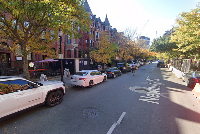 Foto del edificio - 256 Newbury St