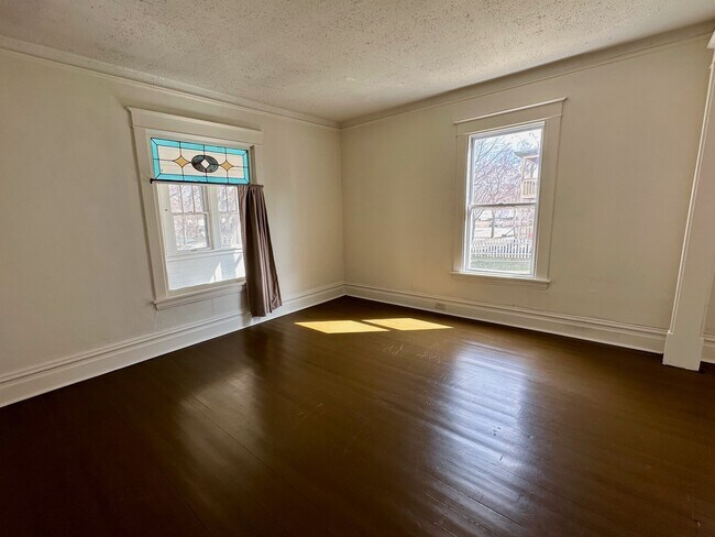 Foto del edificio - 227 N Humboldt Ave N