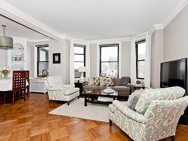 Sala de estar - 2052 N Lincoln Park W