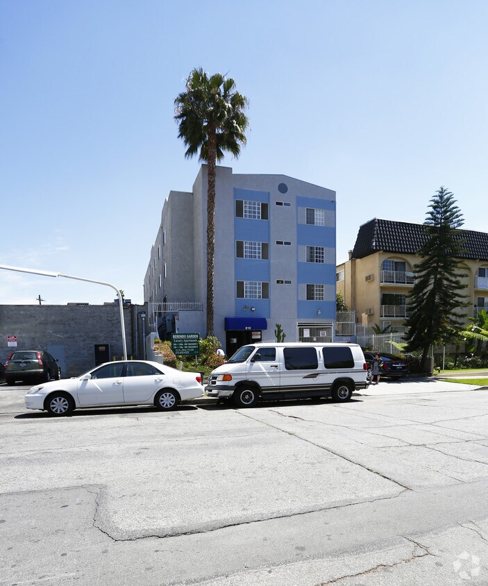 Foto del edificio - 810 S Berendo St