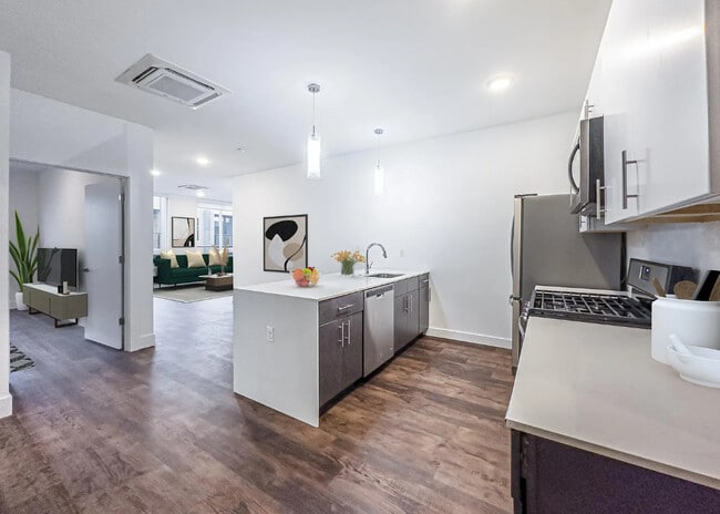 Photo - Liberty Square Apartments