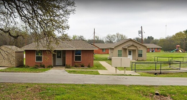 Foto del edificio - 503 Crooked Creek Rd