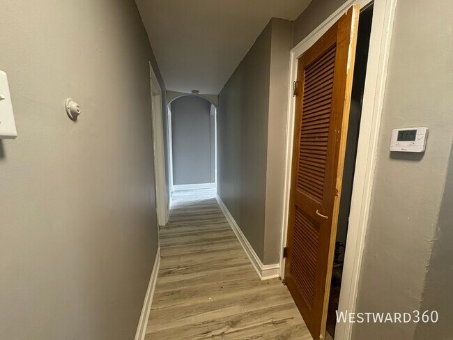 Foto del edificio - 6704 S Wood St