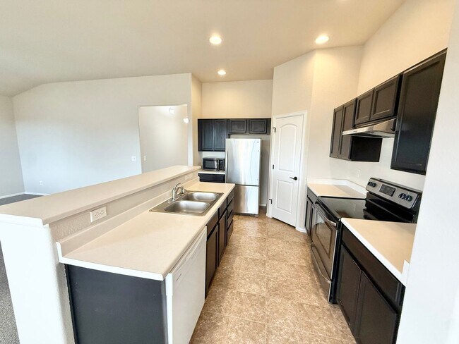 Foto del edificio - Move in ready home on Keagster