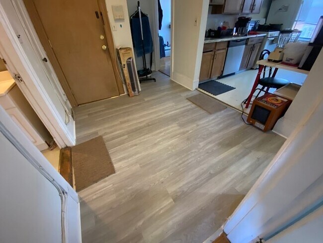 Foto del edificio - 18 Glenville Ave