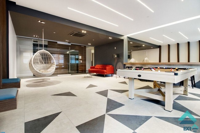 Foto del edificio - 845 Grand St