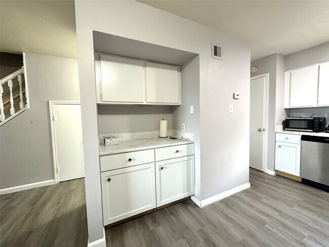 Foto del edificio - 4109 Lark Ln