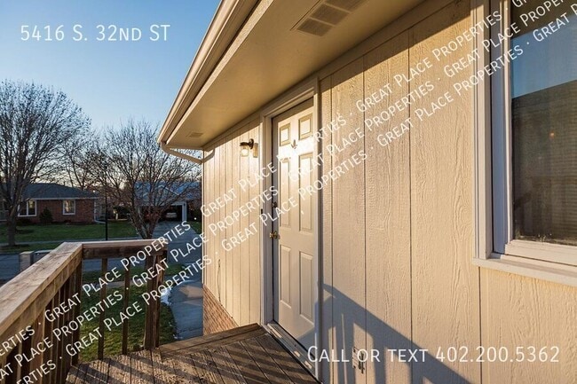 Building Photo - 5416 S 32nd St