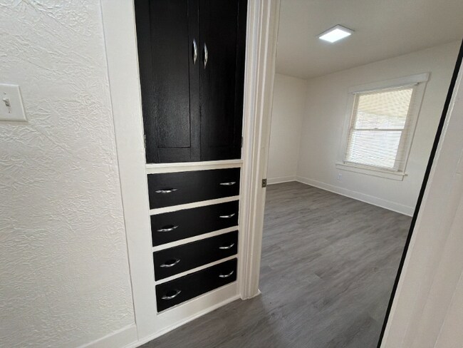 Foto del edificio - 2731 7th Ave