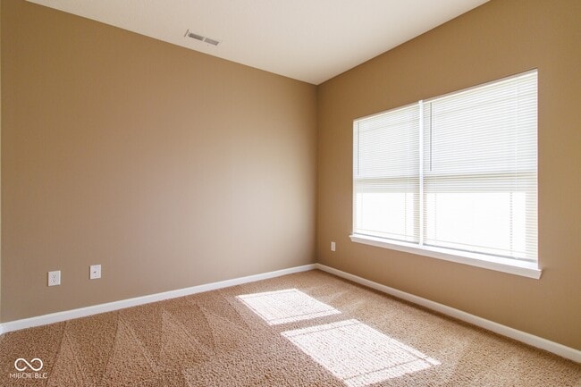 Building Photo - 6610 Aberdeen Dr
