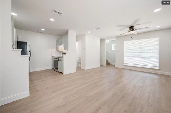 Foto del edificio - 805 W Chambers St