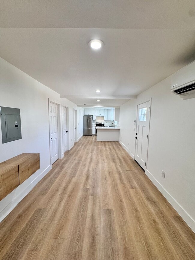 Building Photo - 3781 Green - Grn