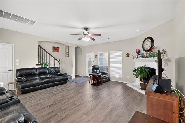 Foto del edificio - 525 Rustic Oak Ln