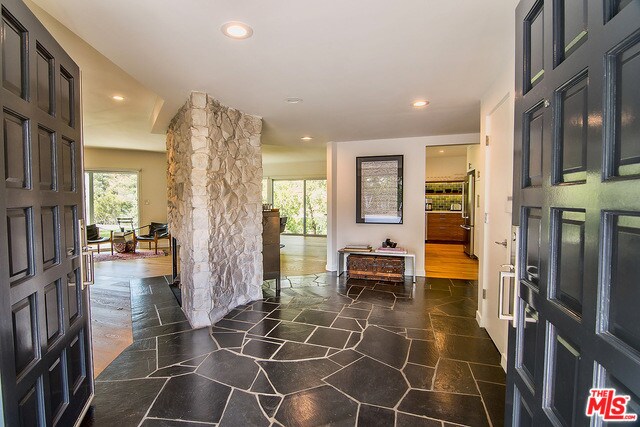 Foto del edificio - 8516 Allenwood Rd