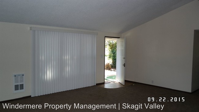 Building Photo - 3 br, 1 bath House - 12179 Pulver Road