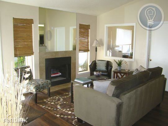 Foto del edificio - 1338 Christopher Ave