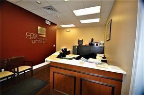 Building Photo - 927 PA-910