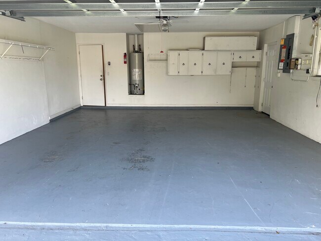 2 Car Garage - 2220 Jackson Heights Dr