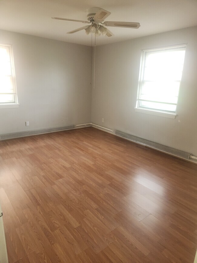 Dormitorio principal - 13765 Cedar Rd