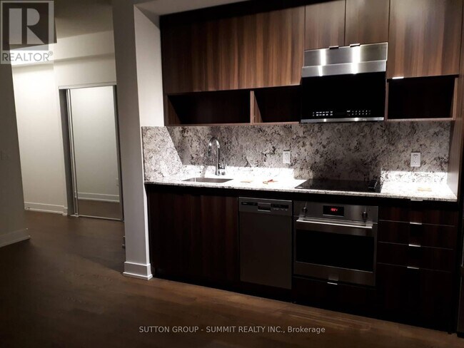 Building Photo - 9 Mabelle Ave