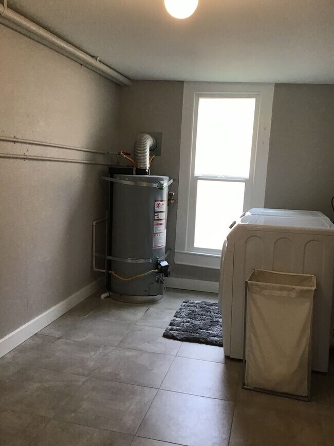 Foto del edificio - 402 Quince St NE