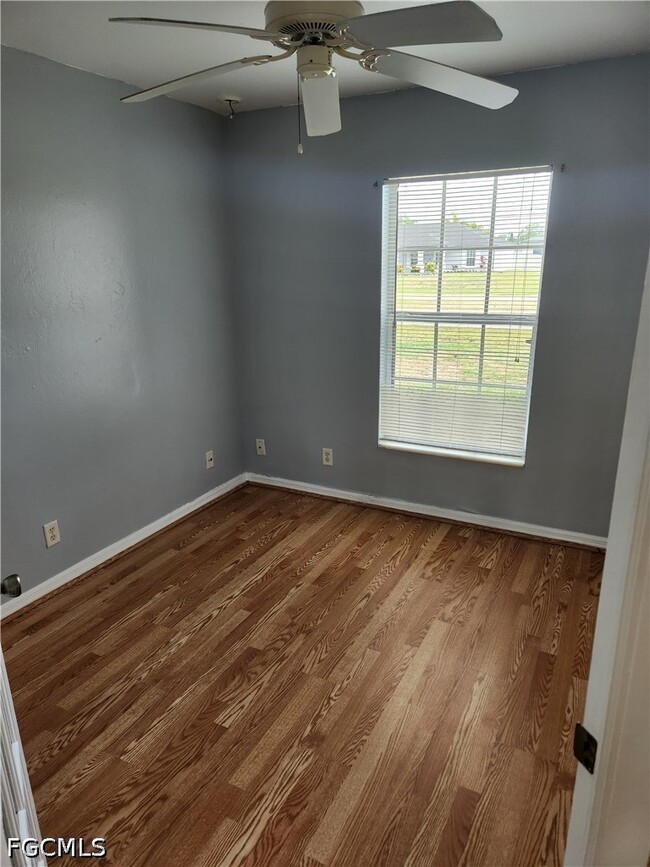 Building Photo - 1627 S Gator Cir