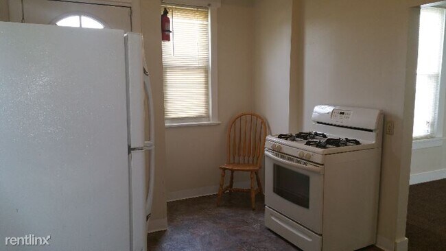 Foto del edificio - 3 br, 1 bath House - 554 Hanford St