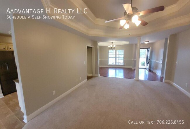 Foto del edificio - 634 Lee Rd 450