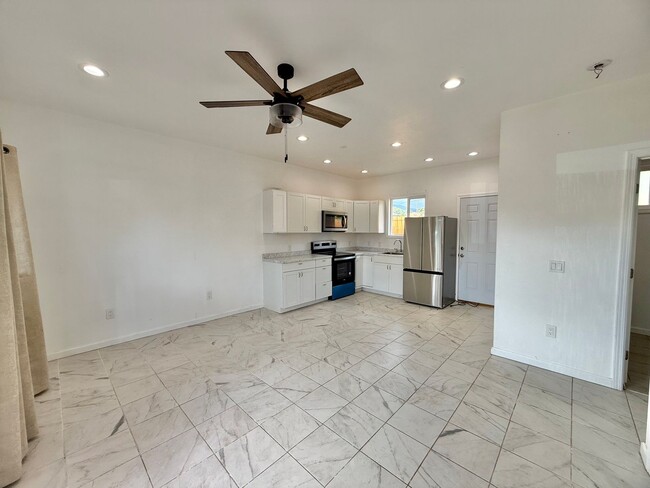 Building Photo - Newly Upgraded - 2 Bedroom / 1 Bathroom House In Waiehu For Rent! Pet friendly!