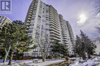 Building Photo - 1-1171 Greystone Walk Dr
