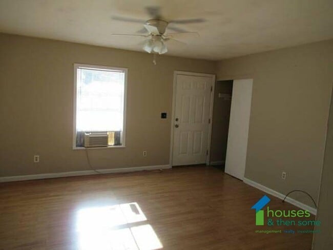 Building Photo - 205 Havendale Dr.