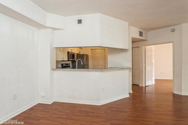 Building Photo - 3 br, 2 bath House - 2725 Anzio Ct Apt 102