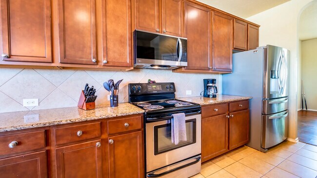 Foto del edificio - Room in House on Discovery Ml