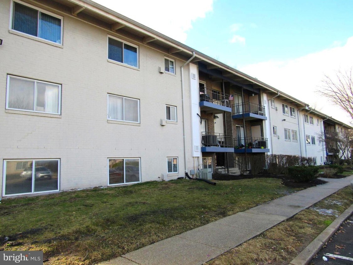 11342 Cherry Hill Rd Unit 2E10, Beltsville, MD 20705 Apartment for Rent in Beltsville, MD
