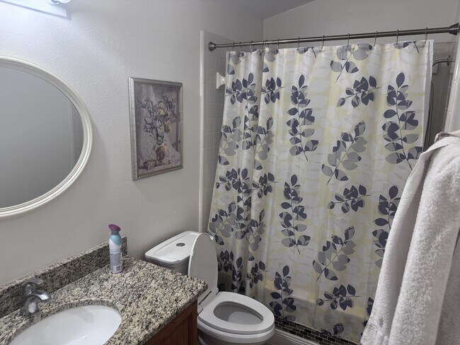 Foto del edificio - 2474 Shelby Cir
