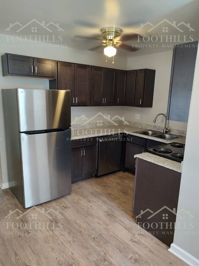Building Photo - 3-Bedroom Rental Near Anderson University