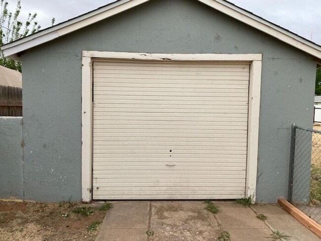 Foto del edificio - 2 Bedroom Home for Rent