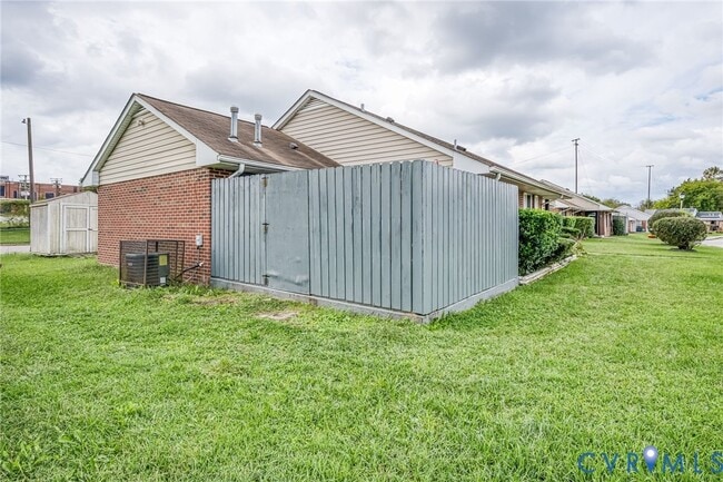 Building Photo - 609 Carter St