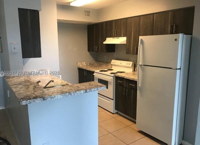 Foto del edificio - 15221 SW 80th St