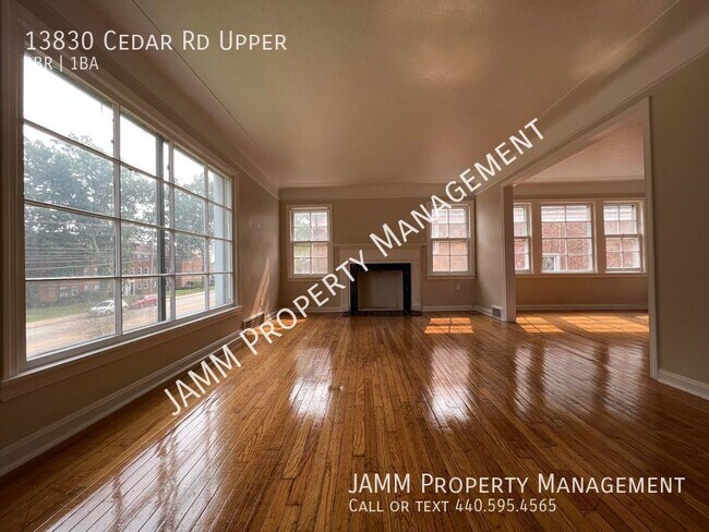 Foto del edificio - 3 Bedroom Duplex - Upper Unit