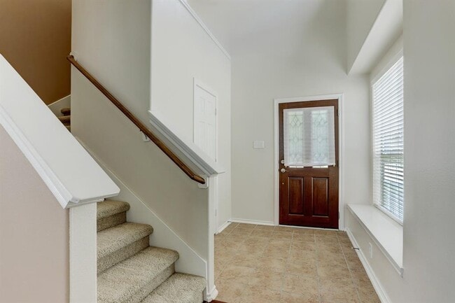 Foto del edificio - 3215 Victorian Manor Ln
