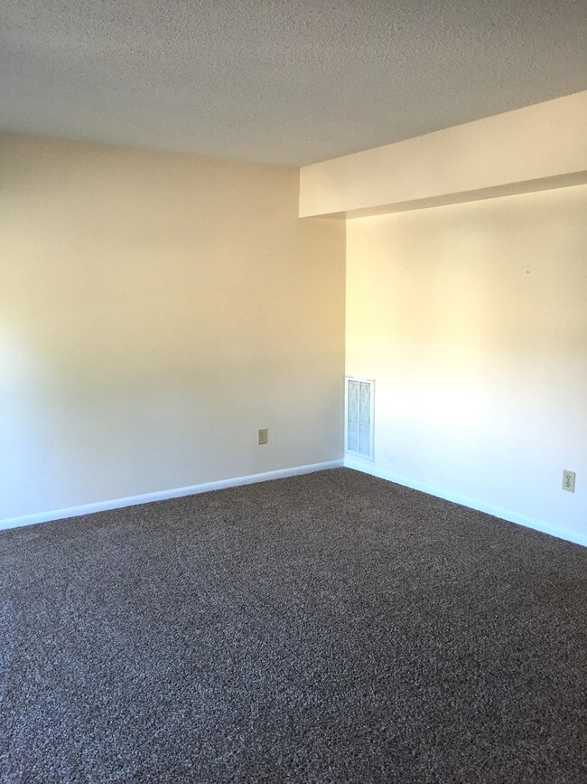 Building Photo - 2506 Longleaf Ct