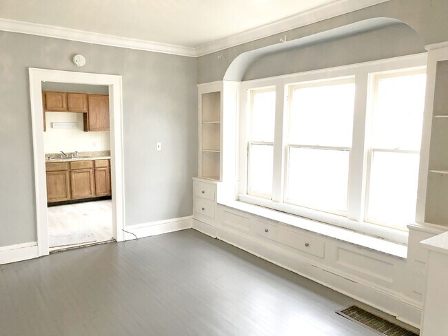 Foto del edificio - 3584 E 151st St