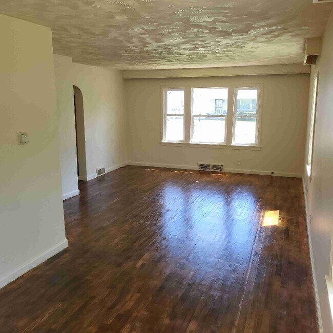 Foto del edificio - 1434 Monroe St