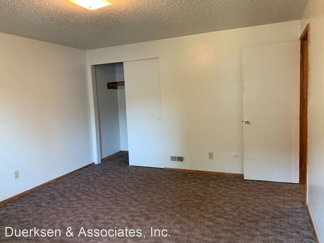 Foto del edificio - 1635 NW Division St